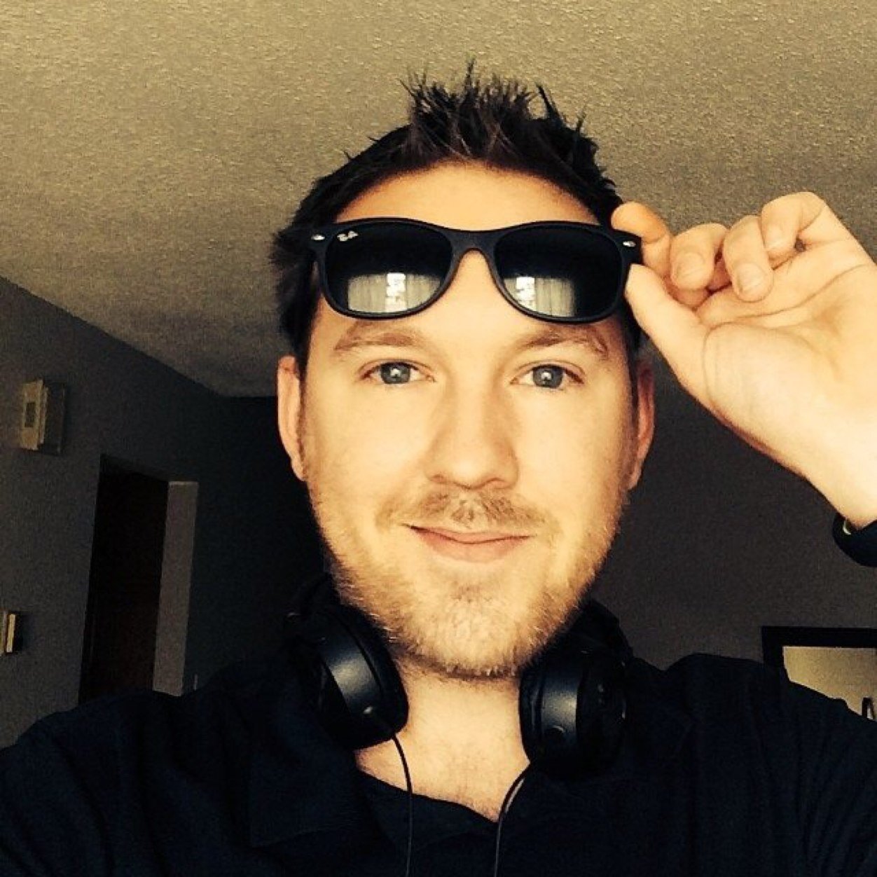 jayhaslam's profile picture. I write poems and turn them into music. Average Canadian musician. i like candy. Check out some tunes!