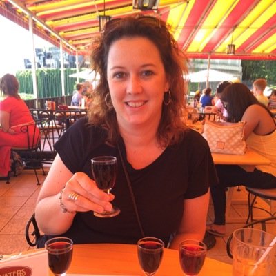 Entreprenuer, association exec, mom, wife, soccer fan, coach, serial volunteer-not always in that order. Posts are MY views, not those of my company or clients