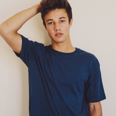 hi babe! I just gave you a free follow so please go follow @saraalicialee! She's dming the next 10 of people to jacob&jack j! Must rt and fave her recent tweets