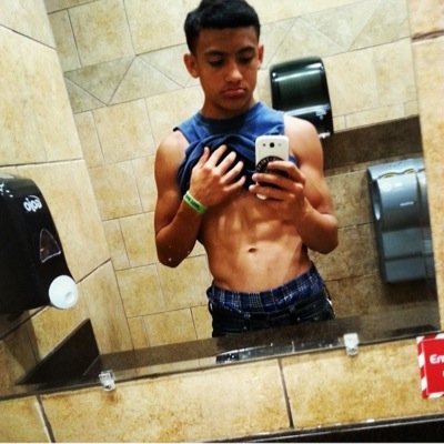 New twitter  
Follow me