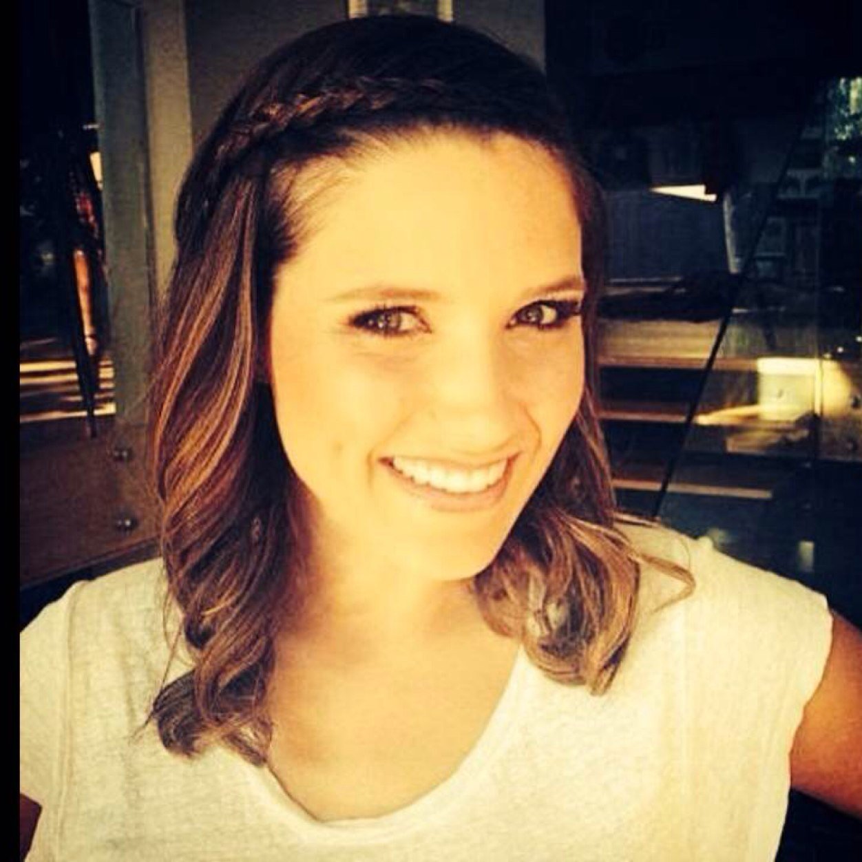 sophiabush132's profile picture. Fanpage for sophia bush lovers