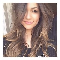 BethMotaBU's profile picture. smile cos you're worth it