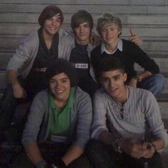 @ppkdunaio 5SOS Fam | 1D | DL