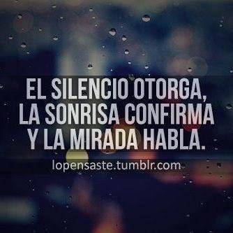 La vida es corta; rompe reglas, perdona rápido, besa despacio, ama de verdad, ríe fuerte y nunca te arrepientas de algo que te hizo sonreír:$