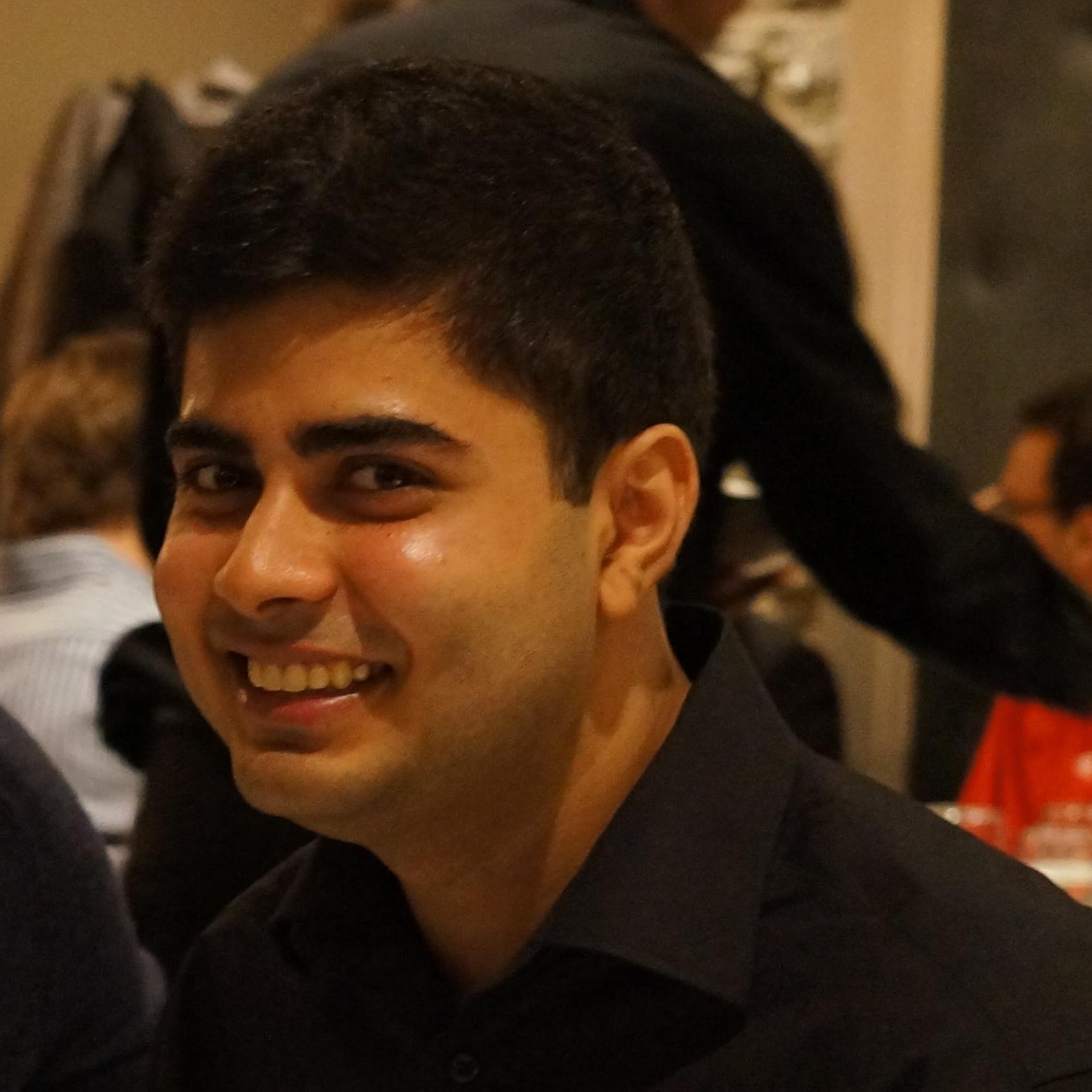 AliLash1's profile picture. 