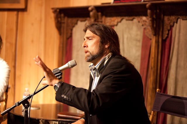 The Ardavany Approach Acting studio is located in Palm Springs, Long Beach and Hollywood.
