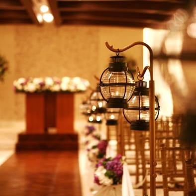 jsms22's profile picture. 정통 하우스 웨딩홀
채플느낌의 클래식하고 차분하면서 경건한 느낌을 강조하며 잔디정원은 운치를 더합니다
소중한 순간을 계획하는 당신께 특별하고
아름다운 웨딩을 약속합니다.