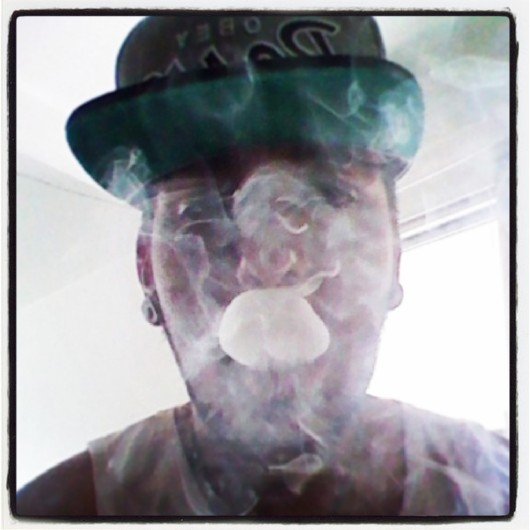 follow me👆
I'll follow back👇
IG-dr_blunt_bunny
Snapchat- DrBluntBunny
