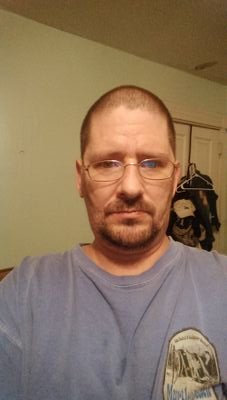 Just looking for dirty girl that likes to squrit and can goo all night or day
