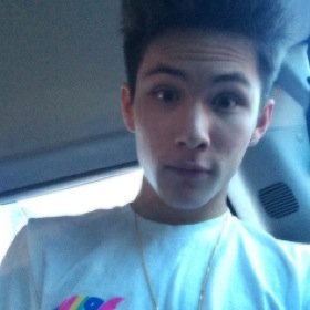follow @fyihemmings