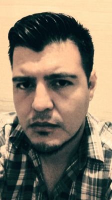 Padre, diseñador, comunicador, geek, nerd y basquetbolero. Amo mi vida y aprender de muchas cosas. Miembro honorario de #LaTrajineraPodcast