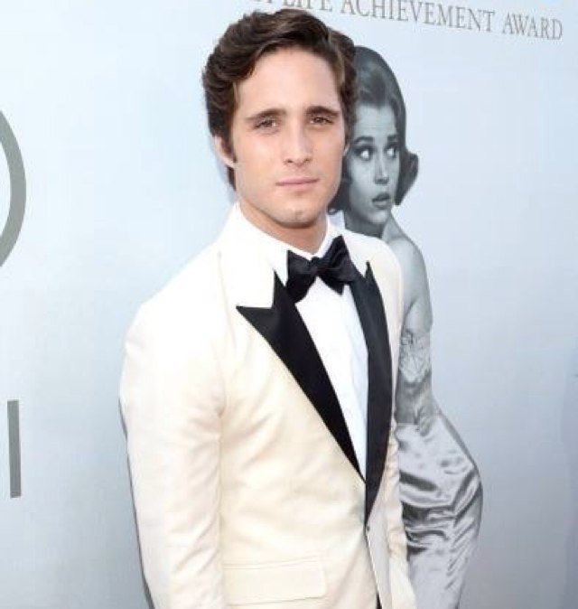 Sitio de fans dedicado a Diego Boneta. #Noticias #Fotos #Frases y más... Puedes seguirlo en @DiegoBoneta