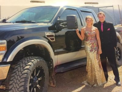 taylorsawatzky's profile picture. 