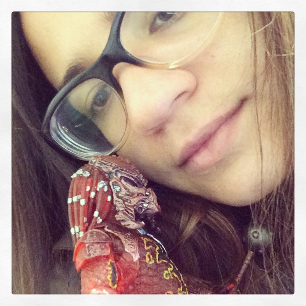 eyeshhum's profile picture. 