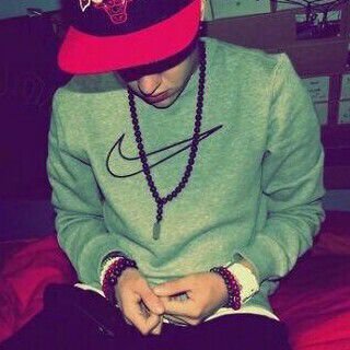 ﺑعض וﻟنااس من ججمال اسلووبھم  تححس عيـب ترفـض لھـم طلب (♡
