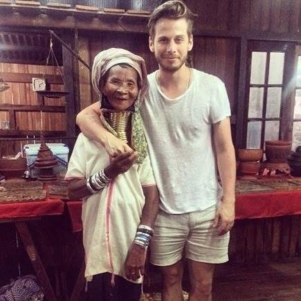 I love mark foster so much.he is my inspiration,my motivation .He is everything to me..@Mistersmims please reply me once.
