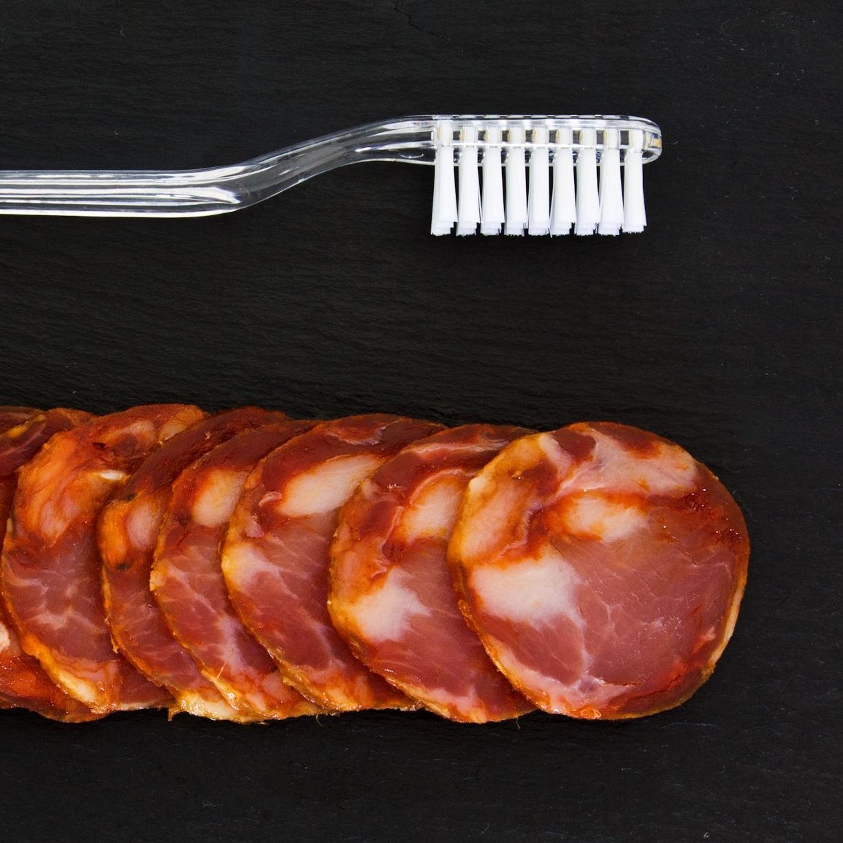 Food, electronics, Go (the language), guitarra, etc.