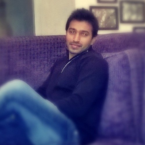 Fitness freak, an avid traveller... Happy camper.... And much more