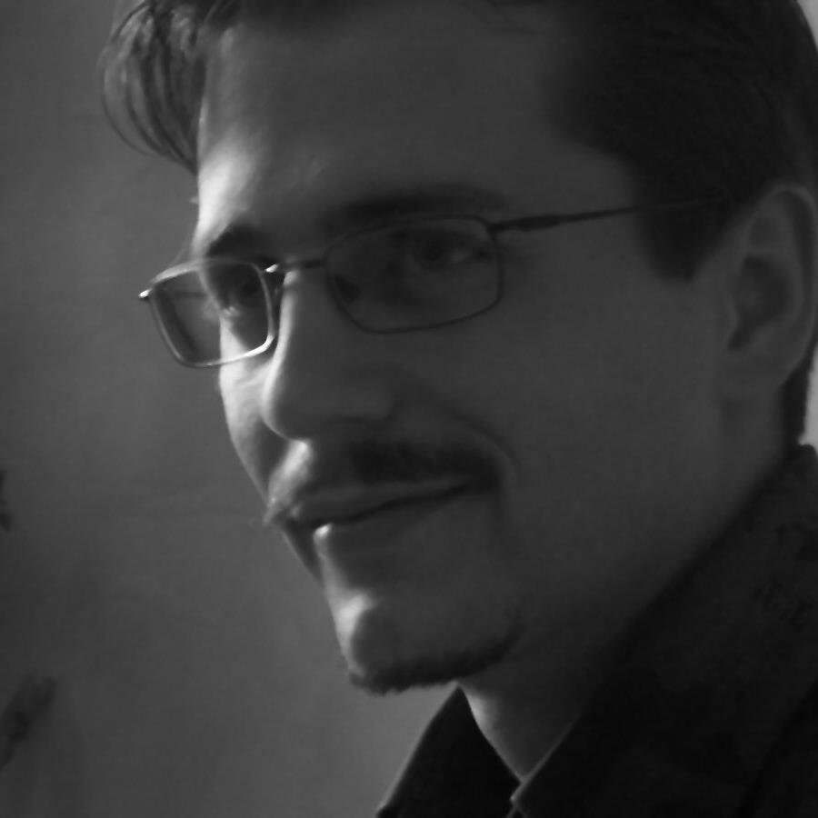 YannickMacchia's profile picture. Menteur conteur obsessionnel. Du Beau! Quand même...