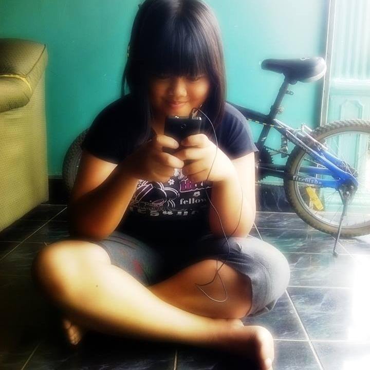 09-07-02 my b'day| sherly fadhilah my name| smp negeri 01 ktb| follow me just mention| fb: Sherly fadhila| thanks |