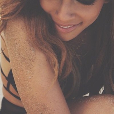 KrishhLopez's profile picture. Party Stylist. Interior Design Student.