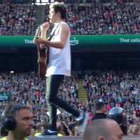 i love Niall (@slashniall_) 's Twitter Profile