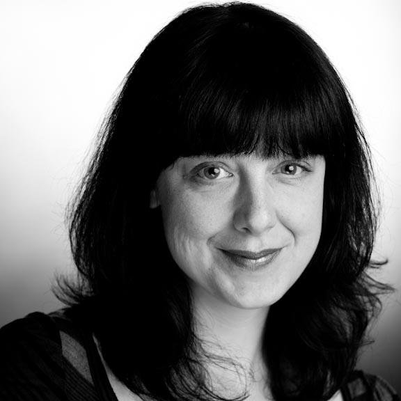 MaxineRPrime's profile picture. Actress,director,singer,writer and drama teacher.Loves Shakespeare and Gin and making things! Hates ignorance and apathy!! (tends to over exclaim- ate!!!)