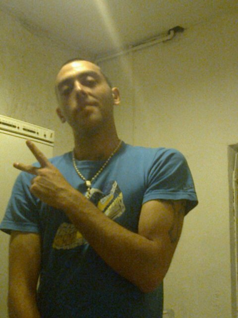 Names Tyler Aka Big T.I love music and makin music..love watchin Family guy cuz its fuckin joke..Wanna Know More Then Follow Me