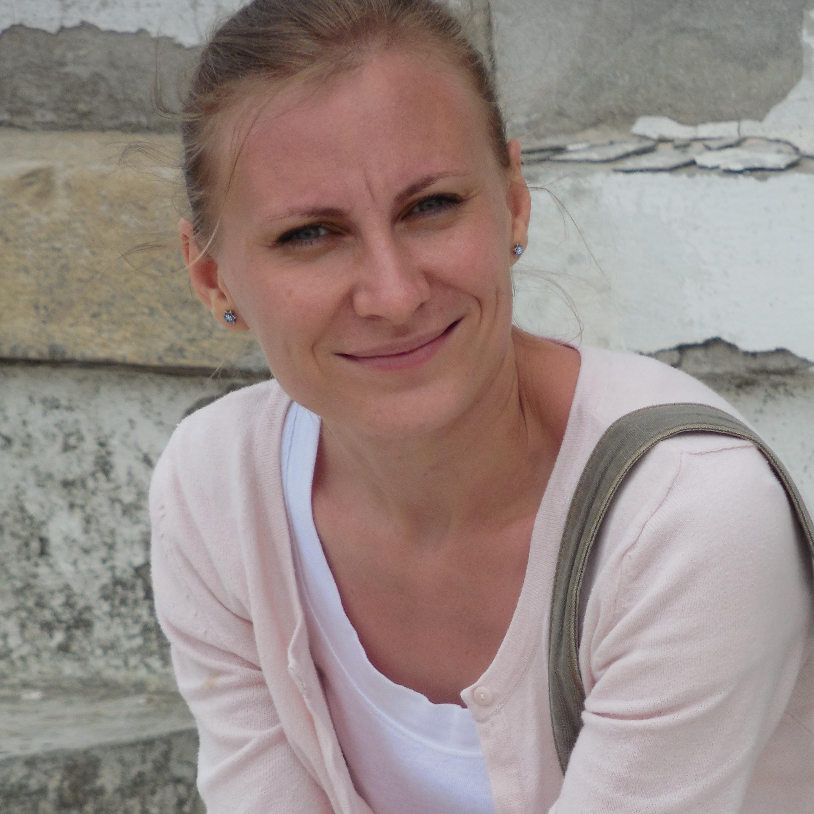 Alina_axane's profile picture. 