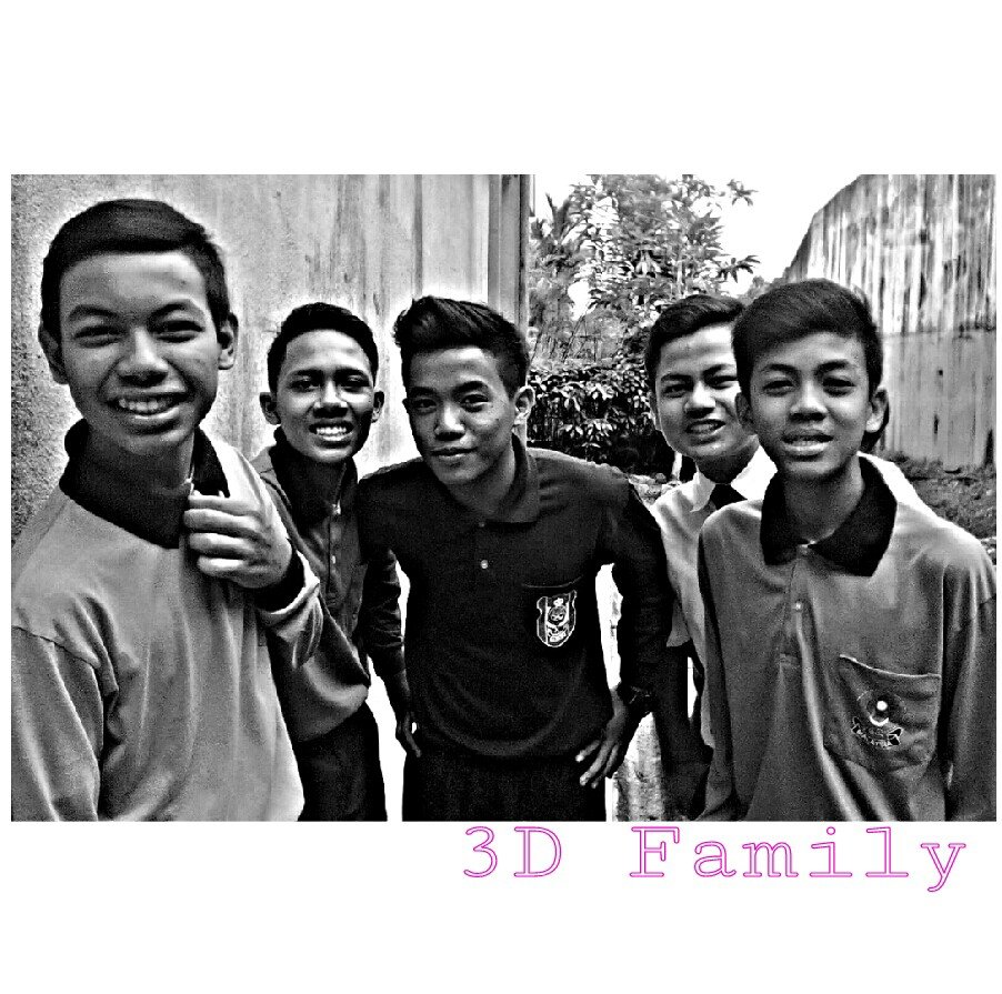muhammad adam danial / 5teen / kluang
