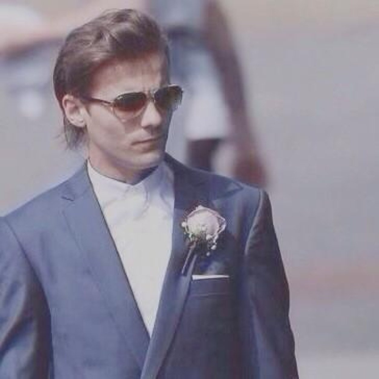 victhatish's profile picture. you got a free follow from @starriu | plz follow that acc not this one, she also follows back on there