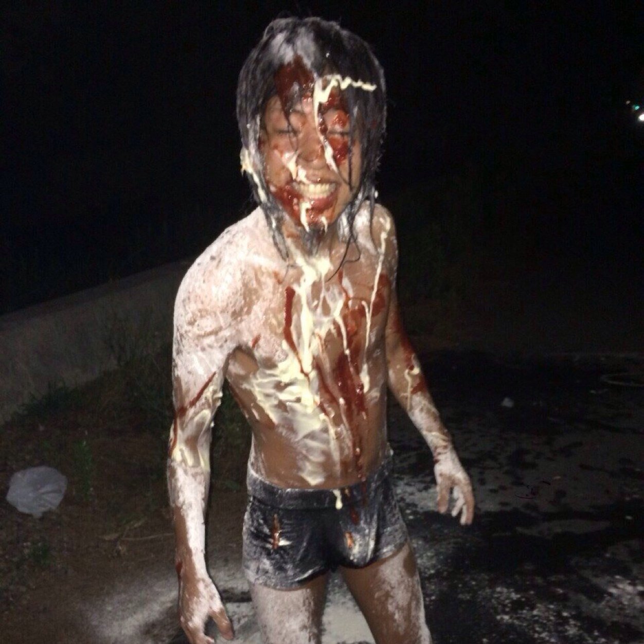 kb4gw4's profile picture. 裏アカウント けんご げんき

〜C.R.A.Z.Y〜