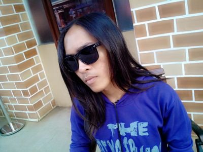 Surga itu ada di hati kita &
Tuhan itu ada di keyakinan kita