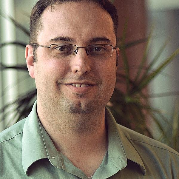 A PR professional with experience in the graphic arts, tourism, oil/gas/energy, and legal industries, an avid St. Louis Cardinals fan, and a family man.