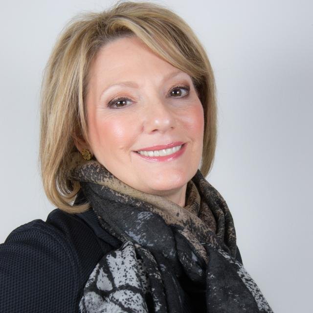 LCReiser's profile picture. Social marketing devotee, pragmatist, altruist, travel enthusiast, and a believer that chicken soup is good for the soul.