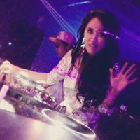 Nana zhein (@naeragustyn) 's Twitter Profile