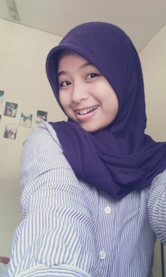 -, Seseorang menangis itu bukan berarti dia lemah tapi karena dia terlalu sakit™ ! (ʃ⌣́,⌣́ƪ)