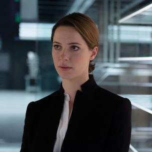 Scientist and A.I. researcher. Dr. Will Caster's wife