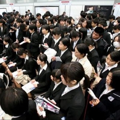 東京大学生の就活 16卒 公式 履歴書学歴早見表 1993年生まれ 平成12年4月 小学校入学 平成18年3月 小学校卒業 平成18年4月 中学校入学 平成21年3月 中学校卒業 平成21年4月 高校入学 平成24年3月 高校卒業 平成24年4月 大学入学 平成28年3月