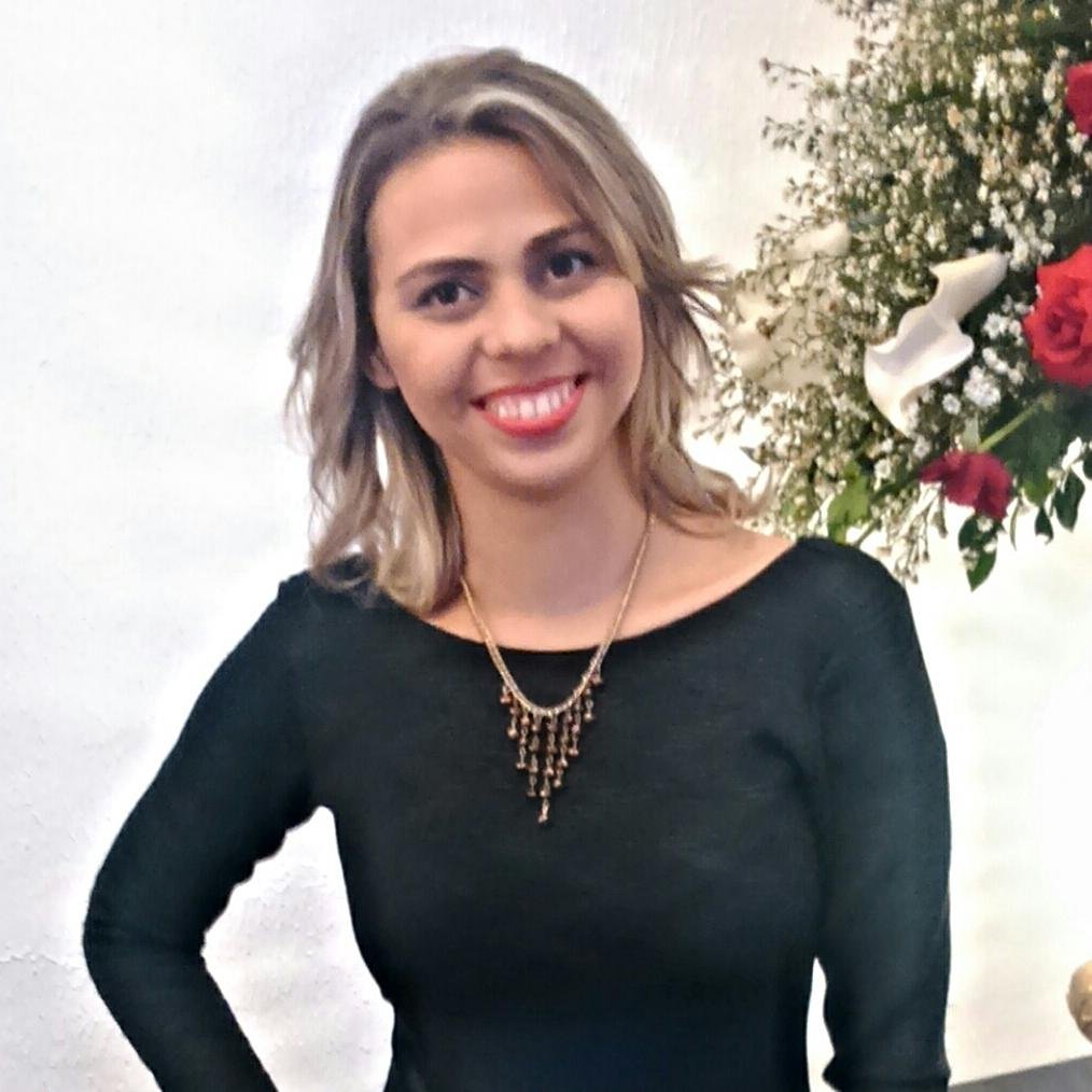 Não tenha medo de lutar para ser feliz. O medo é somente mais um obstaculo.