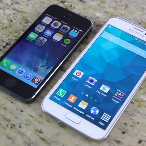 Tenemos las mejores replicas al mejor precio. iphone 5s por 130€, s4 por 130, note 3 por 150€...