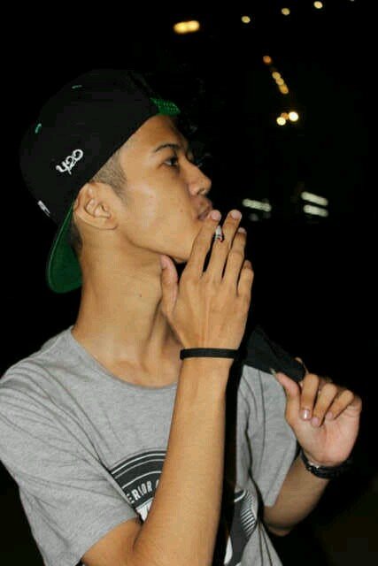 Professional Skateboarder Gdngn!