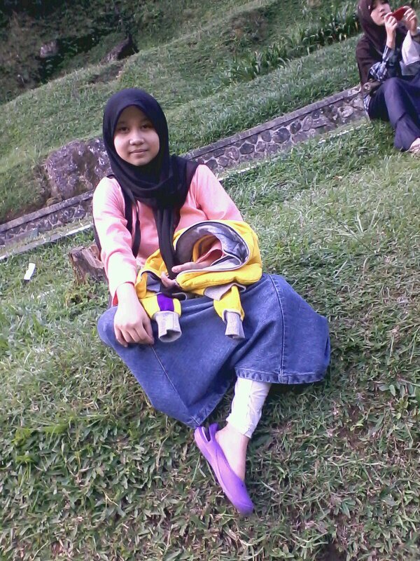 my name is Diah Novianti. you can call me  Novi. don't forget to follback me.okkk!!!