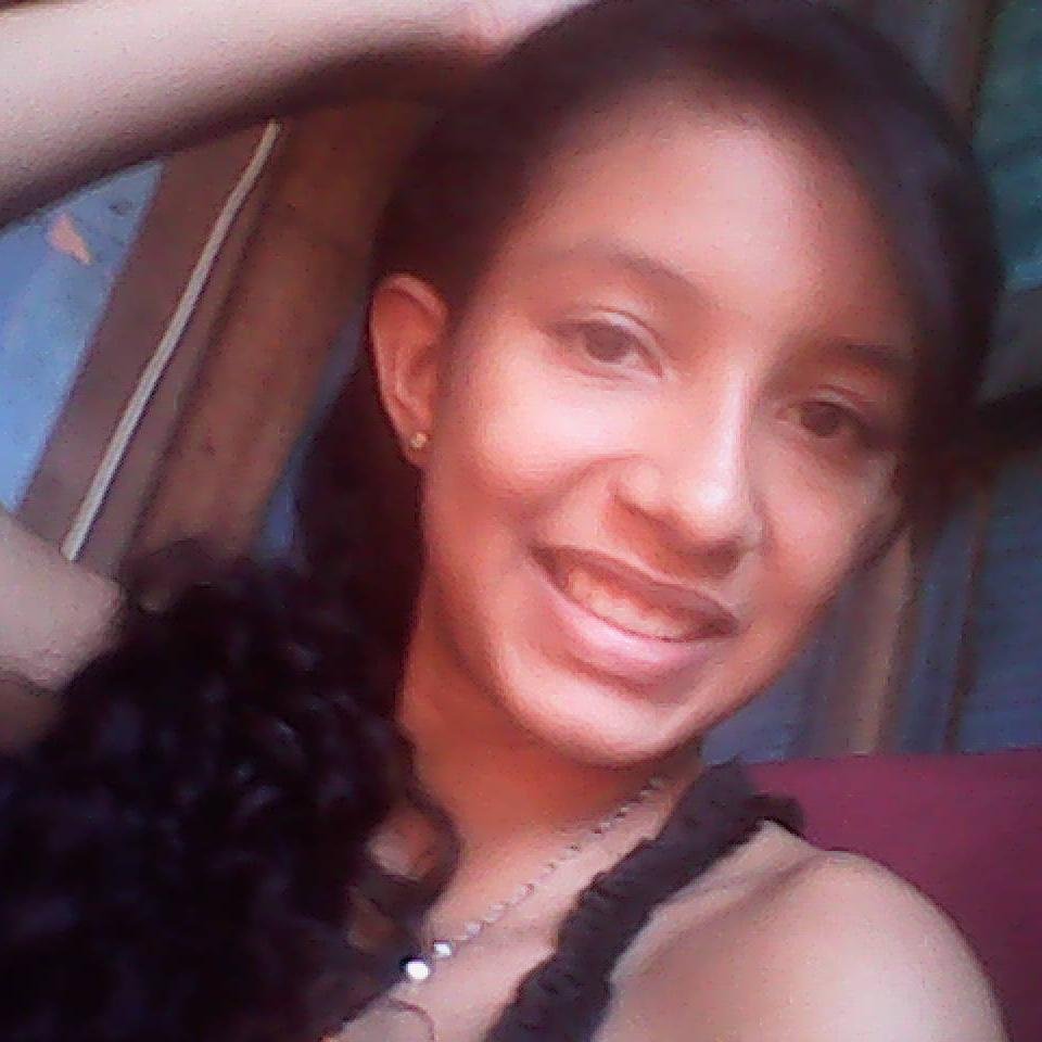 Dayannah2's profile picture. Amo Rock anda de skate ,pizza ,sair pra da um role de skate