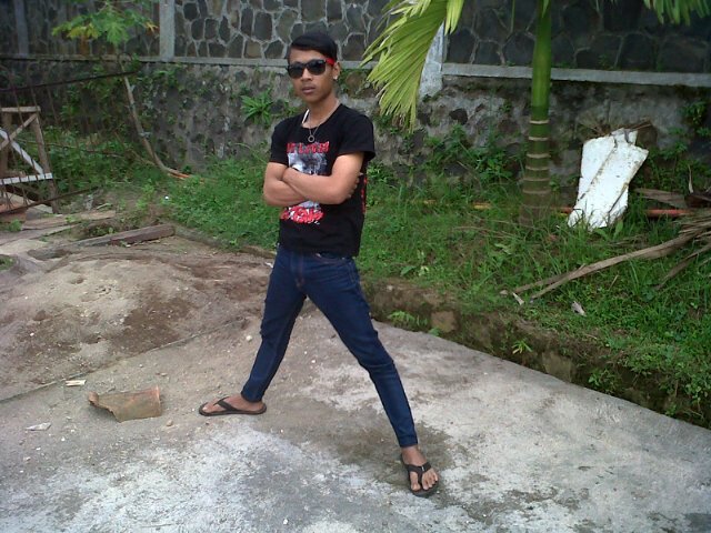 Salam.Dua.Jari.|@wawan_61299|pin:2b6f4e85.|http://t.co/CBm7lTIT5V