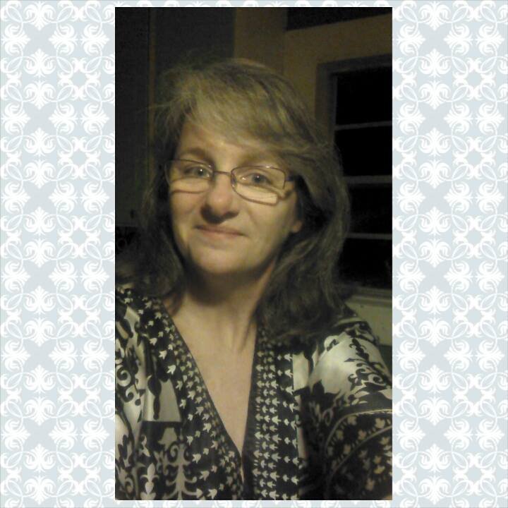 Mom, activist who 'rocks' it everyday!
College football, English accents, and freedom make me happiest.