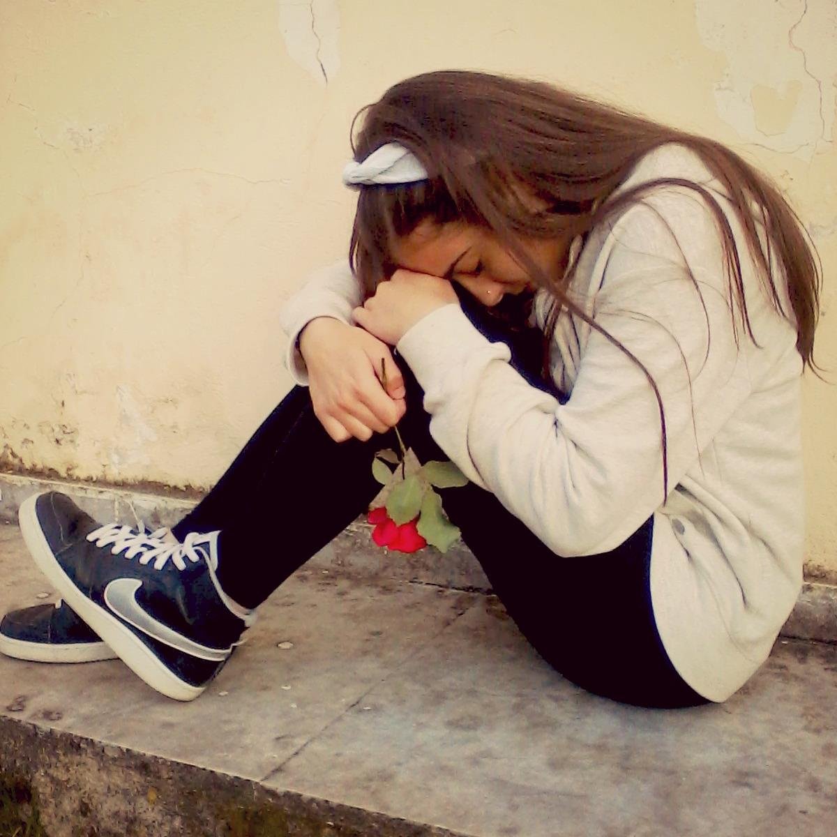 #GreeceDeserves1DConcert
