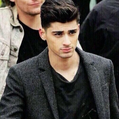 Hey can u please click this link with proof and ill dm zayn ur user with proof on my personal (sassy1dllama) please CLICK http://t.co/R6q1ztu3tB