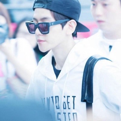 ❥ เรียกสั้นๆ ว่าเงาะ ก็ได้~ | ป้าคนคั่นเมน ♡ |