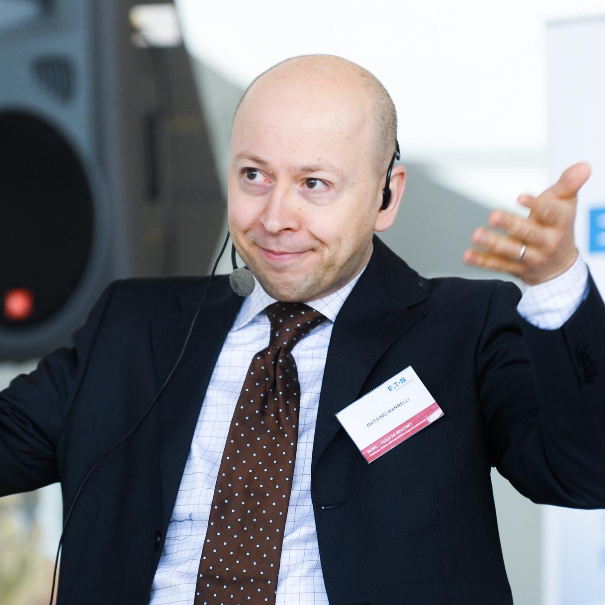 PowerMassimo's profile picture. Business Development Manager @ Eaton EMEA. Passion for G.Gabrieli. My own views.
http://t.co/9eXkH0fTJI